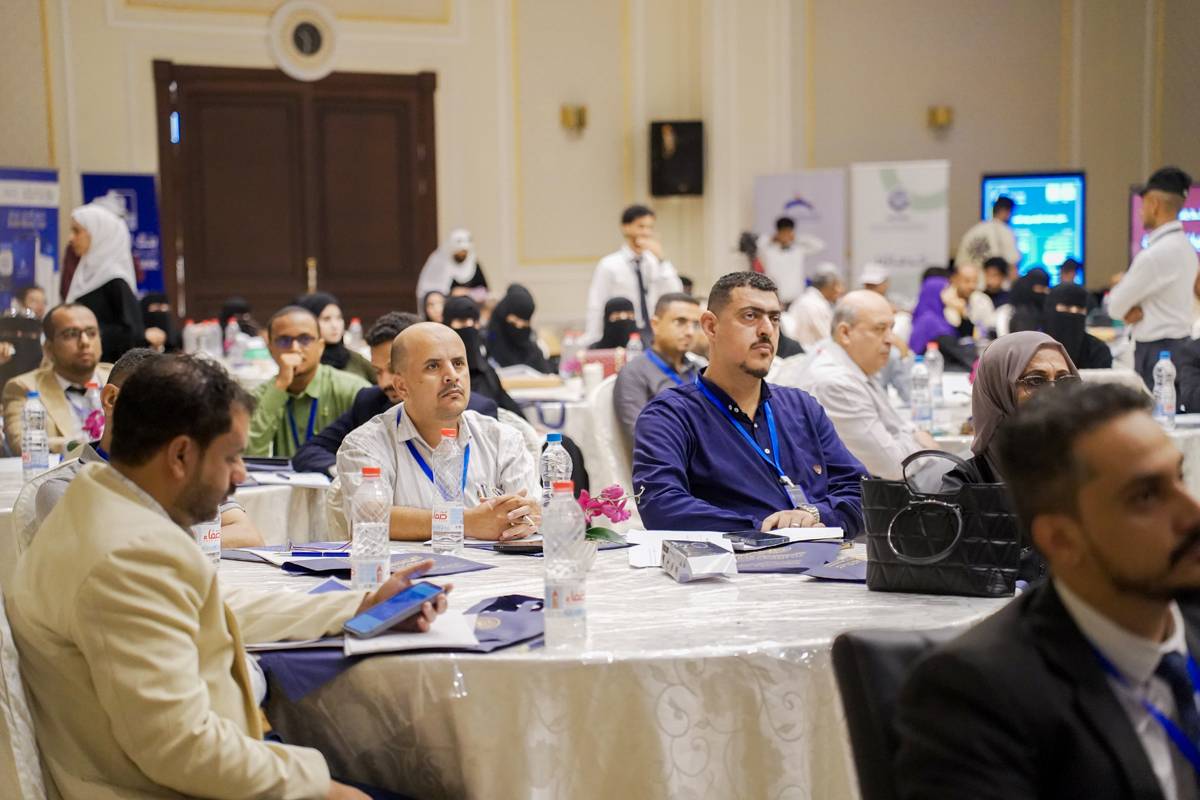 مشاركة ورعاية الحياة للتأمين الصحي للملتقى الثاني للموارد البشرية والتدريب - عدن - الحياة للتأمين الصحي